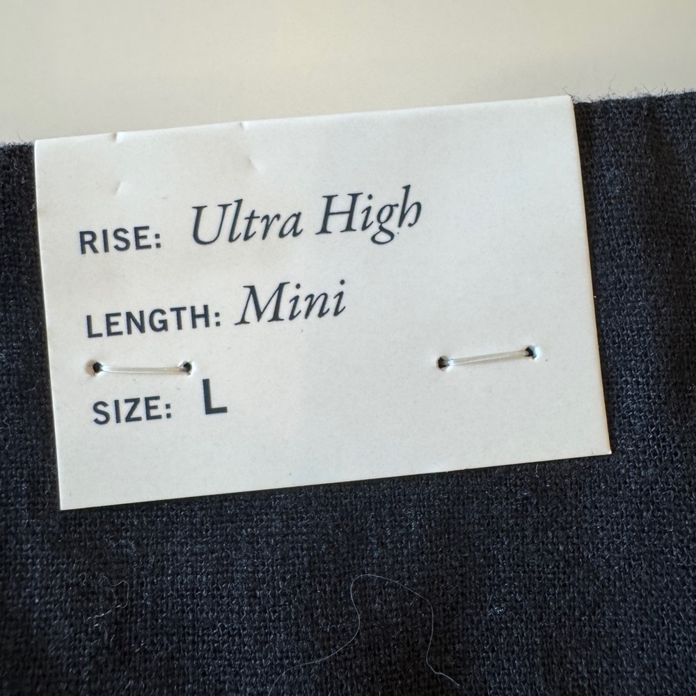 Abercrombie & Fitch Scarlett Linen Blend Mini Skort - Picture 3 of 6